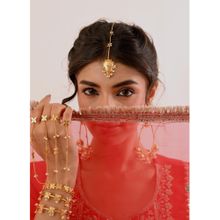 Tangerine Kumud White Maangtikka