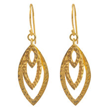 Unniyarcha Gold Leaves Earring