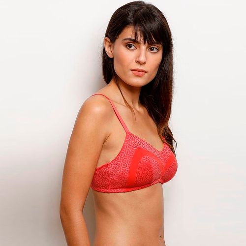 Zivame Moroccan Lace Wirefree Comfort Bra - Bright Red (32B)