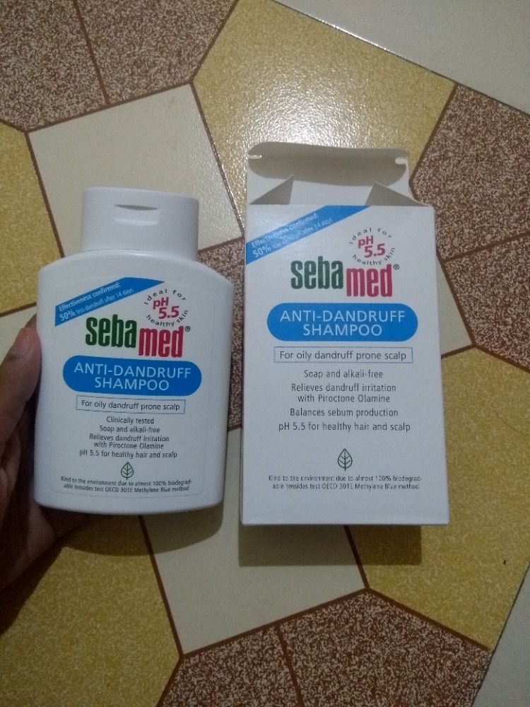 Sebamed Anti Dandruff Shampoo Ph5 5 Review Nykaa