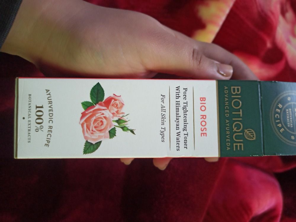 Biotique Advanced Ayurveda Bio Rose Pore Tightening Toner With Himalayan Waters Review Nykaaman bio rose pore tightening toner