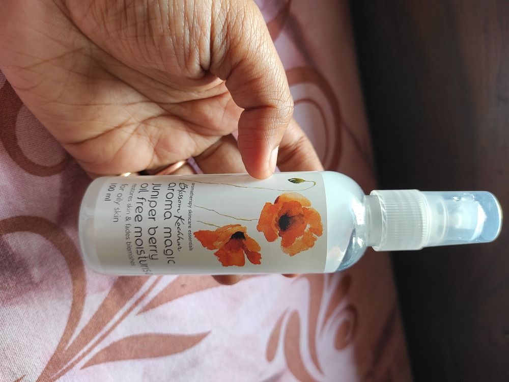 Aroma Magic Juniper Berry Oil Free Moisturiser Restores Skin Fades Aroma Magic Juniper Berry Oil Free Moisturiser Restores Skin Fades