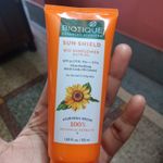 Buy BIOTIQUE Sun Shield Sunflower Matte Gel - SPF 50 UVB, For Normal To  Oily Skin Online at Best Price of Rs 250.75 - bigbasket