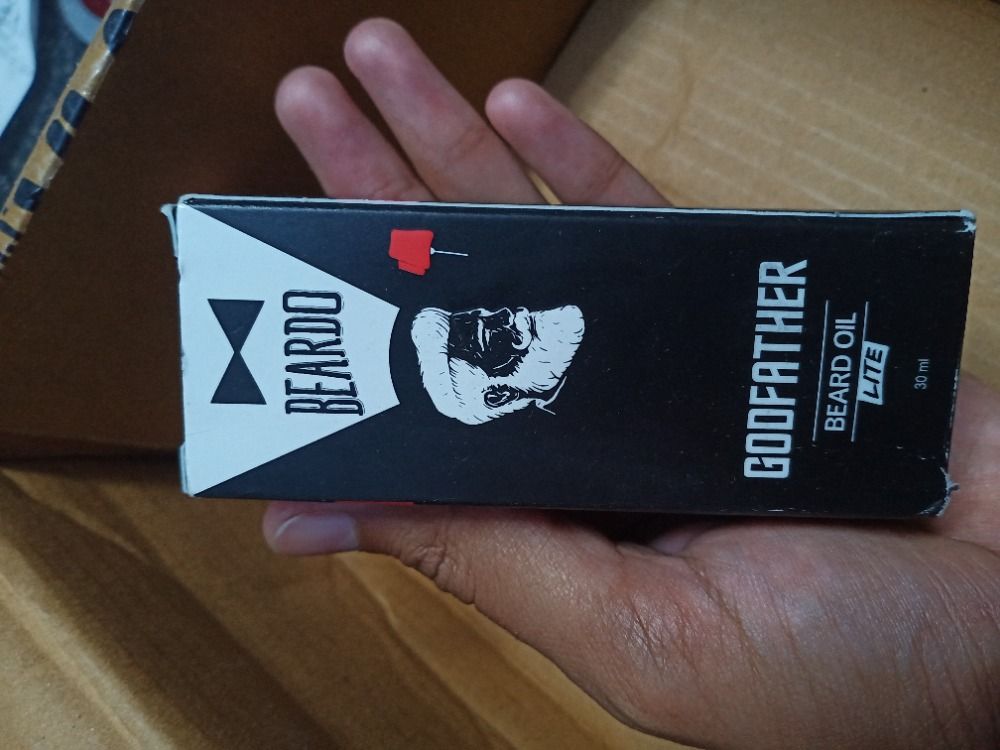 Beardo Godfather Beard and Moustache Oil, NonSticky, Light Beard Oil