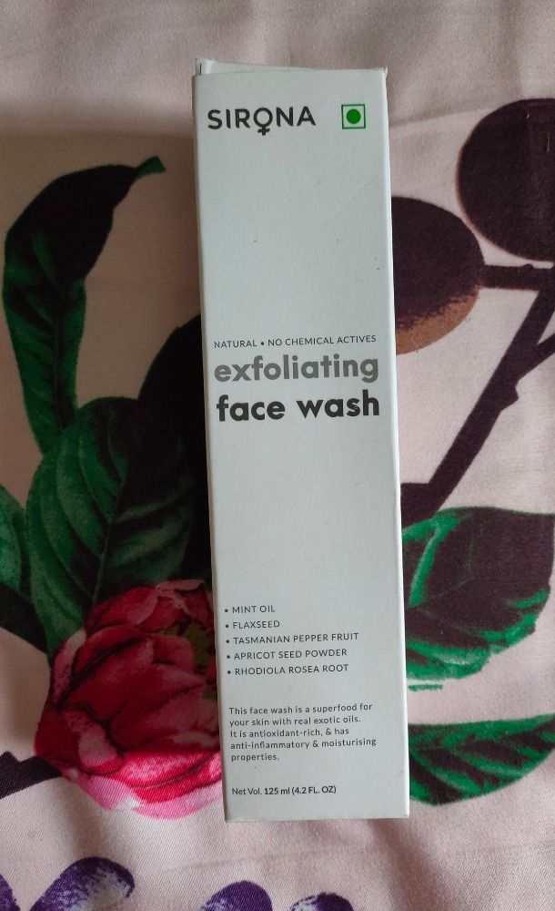 Sirona Natural Exfoliating Face Wash With Apricot & Flaxseed Extracts To Reduce Blemishes & Acne