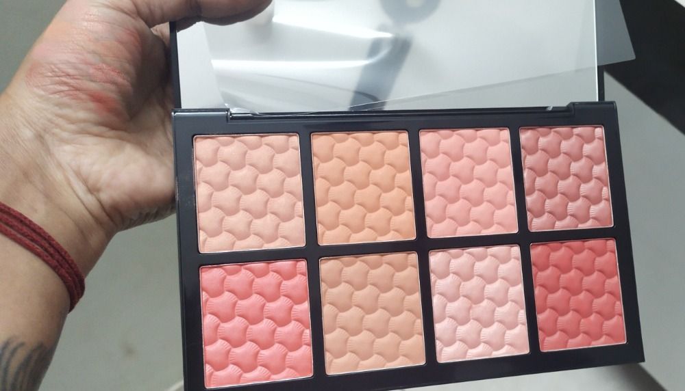 PAC Spotlight Blusher Palette X8 Buy PAC Spotlight Blusher Palette X8