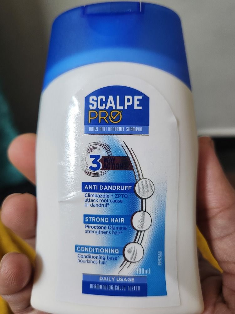 Scalpe Pro Daily AntiDandruff Shampoo with Conditioning Base for