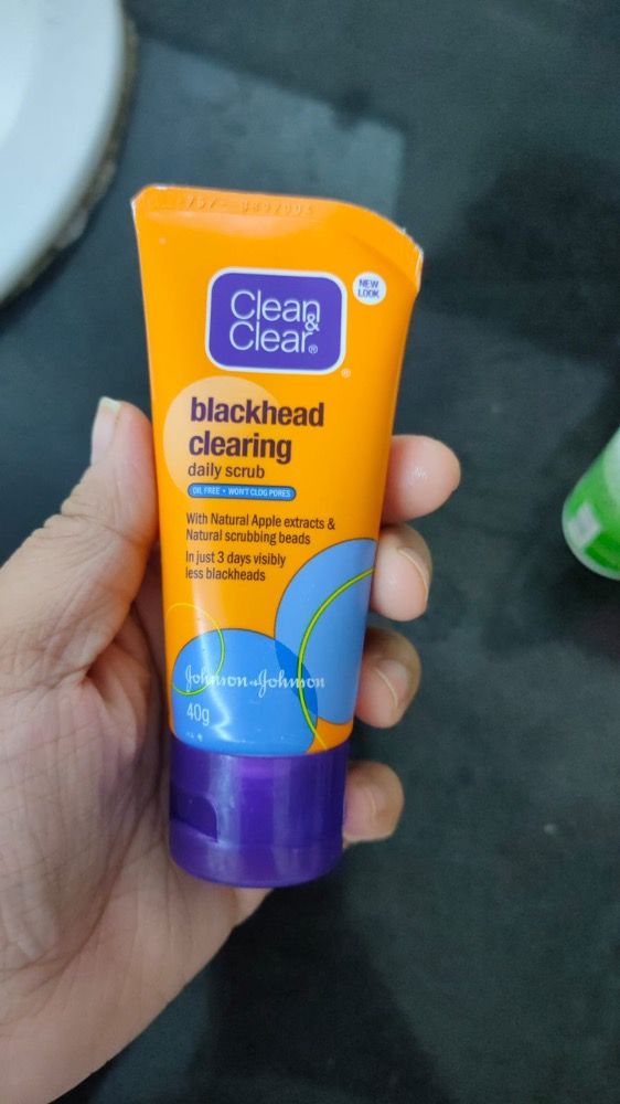 Clean & Clear Blackhead Clearing Daily Scrub Reviews Online Nykaa