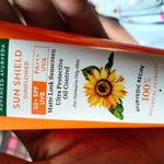 Buy BIOTIQUE Sun Shield Sunflower Matte Gel - SPF 50 UVB, For Normal To  Oily Skin Online at Best Price of Rs 250.75 - bigbasket