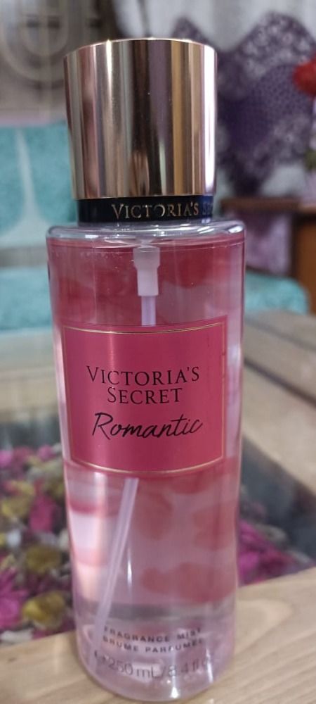 Victoria's secret romantic discount fragrance mist review