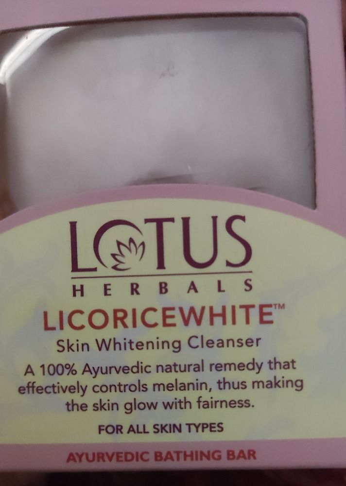 Lotus Herbals Licoricewhite Skin Whitening Cleanser Reviews Online