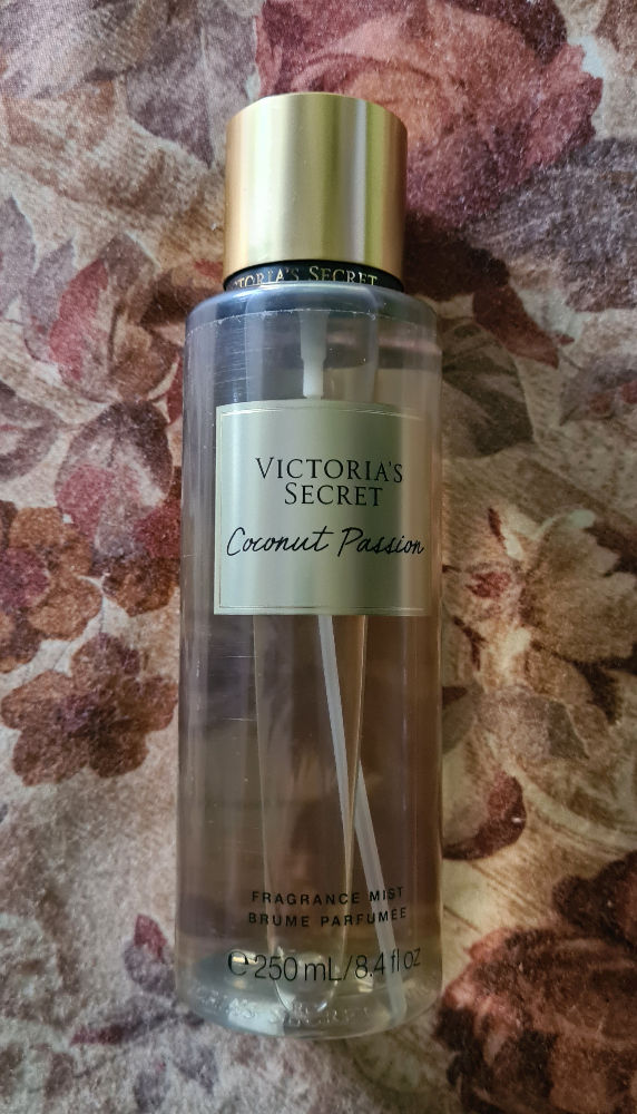 Review victoria discount secret coconut passion