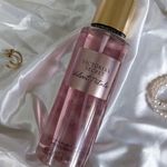 Velvet petals scent description hot sale