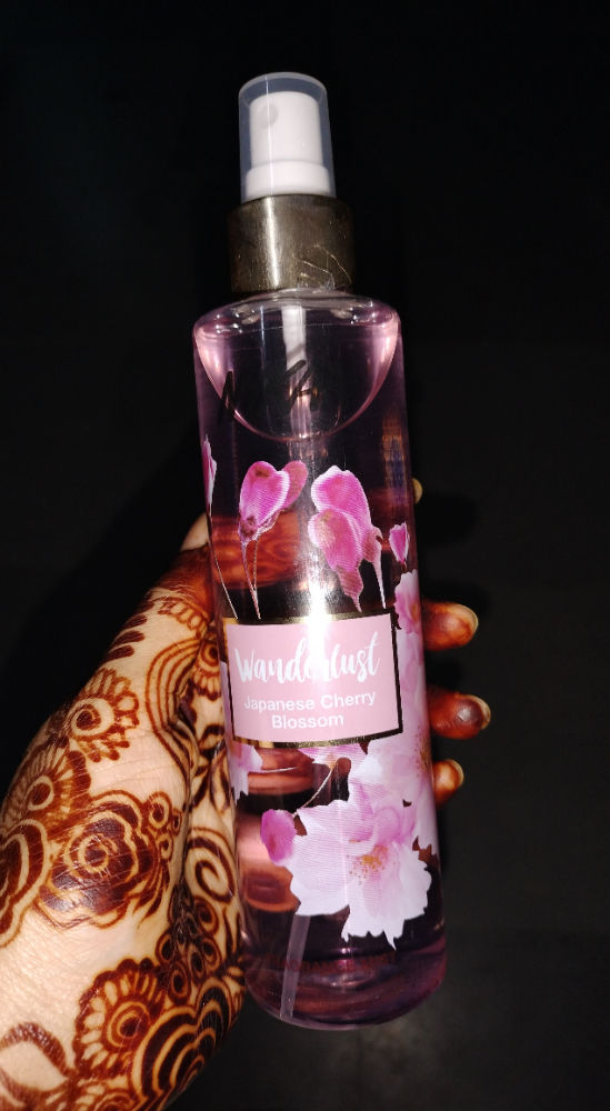 Wanderlust Japanese Cherry Blossom Fragrance Mist Reviews Online Nykaa