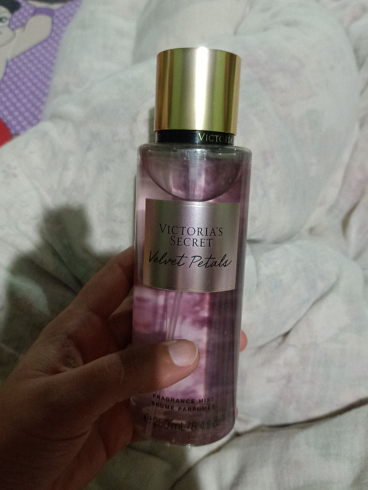 Buy Victoria s Secret Velvet Petals Fragrance Mist Online