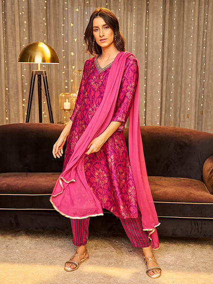 Cotton kurti. | Clothes for women, Casual dresses, Indian designer wear