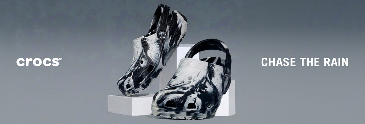 chase-th-rain-crocs